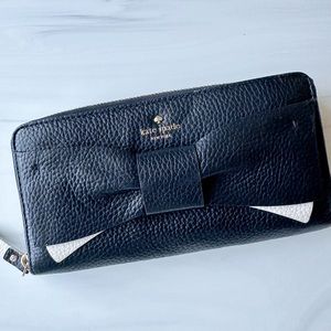 Kate Spade Continental Zip Around Black and White Pebbled Leather Wallet w/ Bow